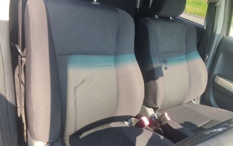 Toyota Ist II, 2004 год, 650 000 рублей, 7 фотография