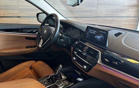 BMW 5 серия, 2018 год, 3 699 000 рублей, 2 фотография
