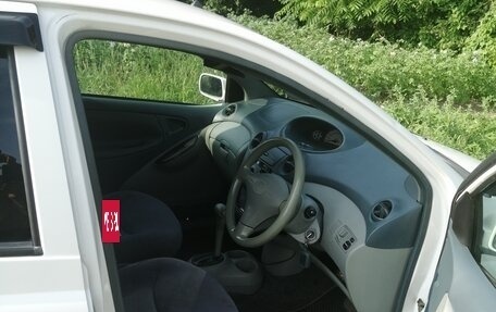 Toyota Vitz, 2001 год, 385 000 рублей, 3 фотография