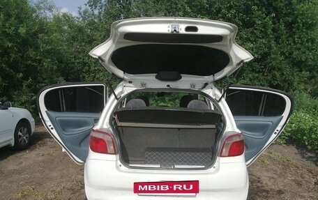 Toyota Vitz, 2001 год, 385 000 рублей, 20 фотография