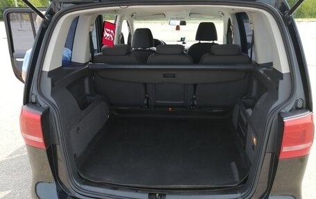 Volkswagen Touran III, 2012 год, 1 250 000 рублей, 3 фотография