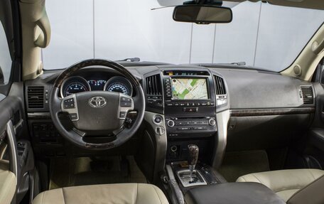 Toyota Land Cruiser 200, 2008 год, 2 600 000 рублей, 6 фотография