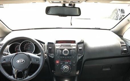 KIA Venga I, 2013 год, 940 000 рублей, 10 фотография
