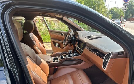 Porsche Cayenne III, 2019 год, 8 050 000 рублей, 12 фотография