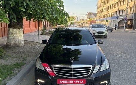 Mercedes-Benz E-Класс, 2011 год, 1 670 000 рублей, 3 фотография
