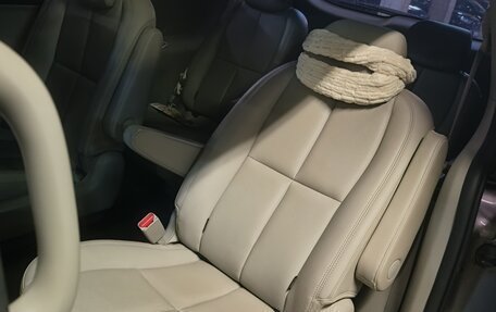 KIA Carnival III, 2018 год, 3 300 000 рублей, 14 фотография