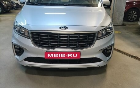 KIA Carnival III, 2018 год, 3 300 000 рублей, 9 фотография