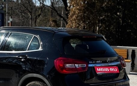 Mercedes-Benz GLA, 2018 год, 2 300 000 рублей, 6 фотография