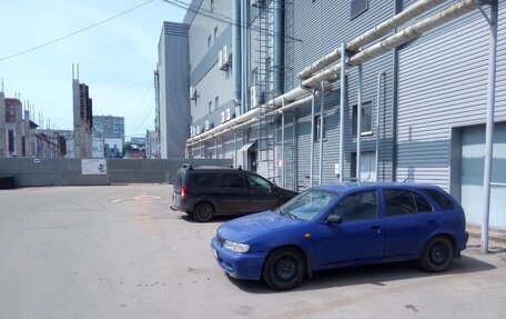 Nissan Almera, 1998 год, 70 000 рублей, 2 фотография