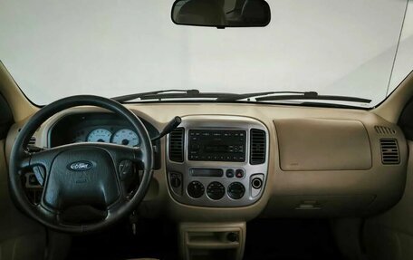 Ford Escape II, 2003 год, 387 000 рублей, 5 фотография