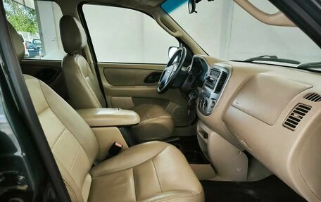 Ford Escape II, 2003 год, 387 000 рублей, 11 фотография