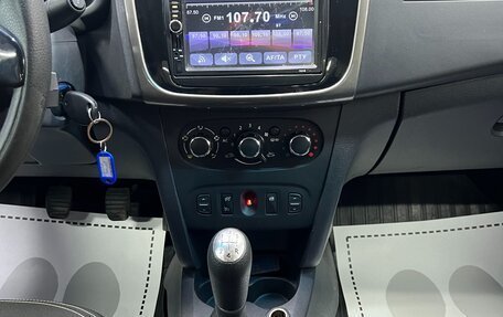 Renault Logan II, 2014 год, 550 000 рублей, 11 фотография