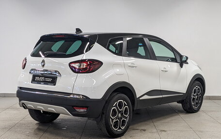 Renault Kaptur I рестайлинг, 2022 год, 1 725 000 рублей, 5 фотография
