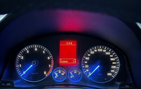 Volkswagen Scirocco III рестайлинг, 2009 год, 1 050 000 рублей, 25 фотография