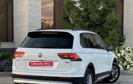 Volkswagen Tiguan II, 2019 год, 1 830 000 рублей, 9 фотография