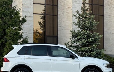 Volkswagen Tiguan II, 2019 год, 1 830 000 рублей, 19 фотография