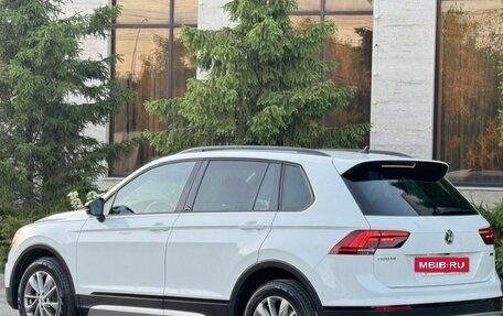 Volkswagen Tiguan II, 2019 год, 1 830 000 рублей, 13 фотография
