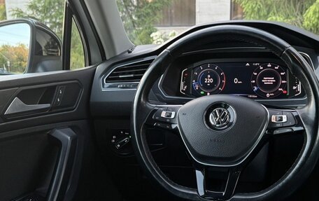 Volkswagen Tiguan II, 2019 год, 1 830 000 рублей, 32 фотография