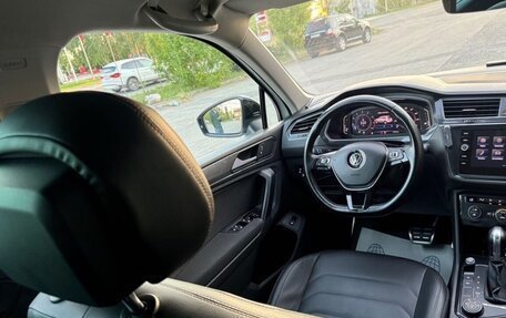 Volkswagen Tiguan II, 2019 год, 1 830 000 рублей, 31 фотография