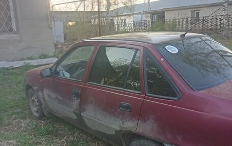 Daewoo Nexia I рестайлинг, 2007 год, 110 000 рублей, 4 фотография