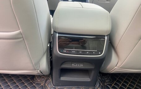 GAC GS8, 2023 год, 3 350 000 рублей, 18 фотография