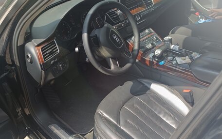 Audi A8, 2011 год, 1 450 000 рублей, 5 фотография
