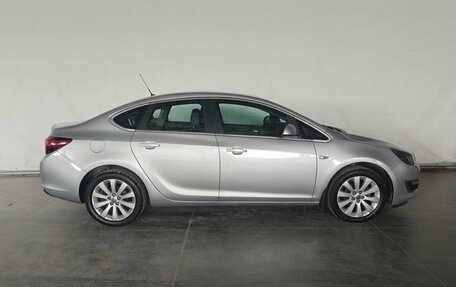 Opel Astra J, 2014 год, 700 000 рублей, 7 фотография