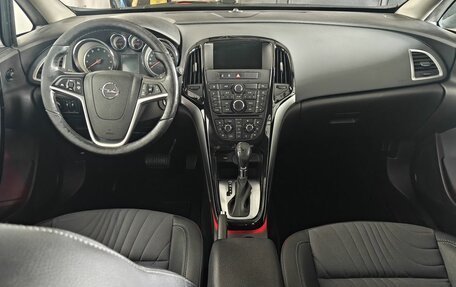 Opel Astra J, 2014 год, 700 000 рублей, 10 фотография