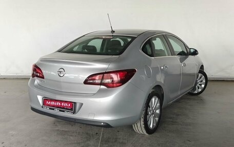 Opel Astra J, 2014 год, 700 000 рублей, 4 фотография