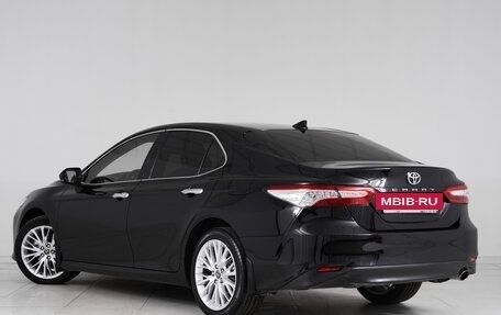 Toyota Camry, 2018 год, 2 695 000 рублей, 4 фотография