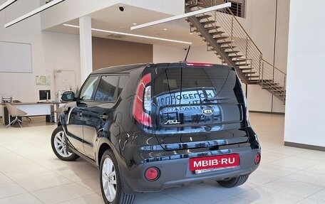 KIA Soul II рестайлинг, 2018 год, 1 699 000 рублей, 5 фотография