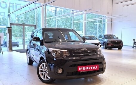 KIA Soul II рестайлинг, 2018 год, 1 699 000 рублей, 9 фотография