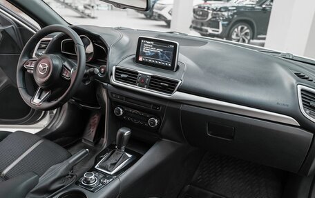 Mazda 3, 2018 год, 1 349 000 рублей, 11 фотография