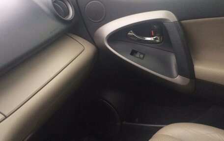 Toyota RAV4, 2007 год, 1 200 000 рублей, 10 фотография