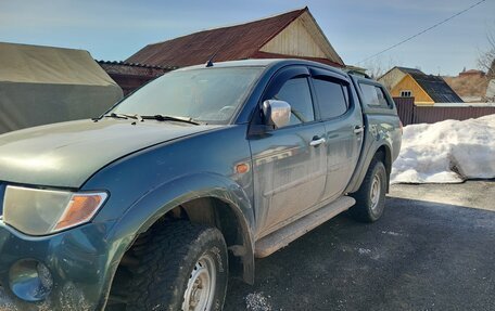 Mitsubishi L200 IV рестайлинг, 2008 год, 1 100 000 рублей, 5 фотография