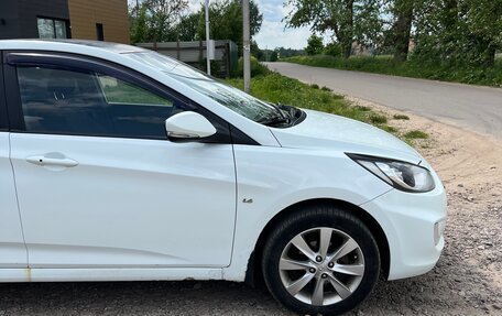 Hyundai Solaris II рестайлинг, 2011 год, 750 000 рублей, 9 фотография