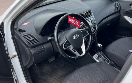 Hyundai Solaris II рестайлинг, 2011 год, 750 000 рублей, 12 фотография