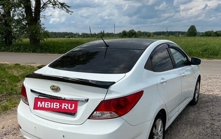Hyundai Solaris II рестайлинг, 2011 год, 750 000 рублей, 7 фотография