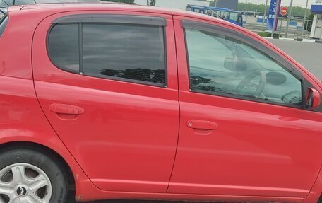 Toyota Vitz, 2000 год, 370 000 рублей, 3 фотография
