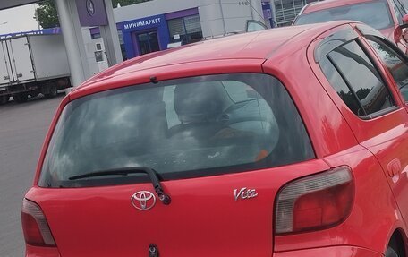 Toyota Vitz, 2000 год, 370 000 рублей, 2 фотография