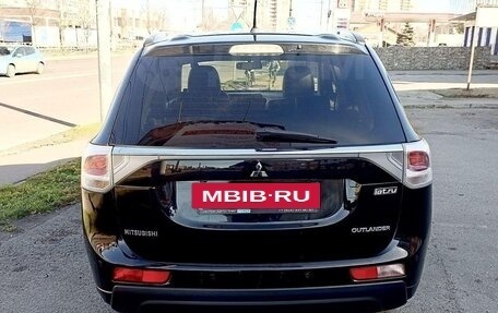 Mitsubishi Outlander III рестайлинг 3, 2013 год, 1 340 000 рублей, 7 фотография