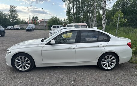BMW 3 серия, 2017 год, 2 400 000 рублей, 10 фотография