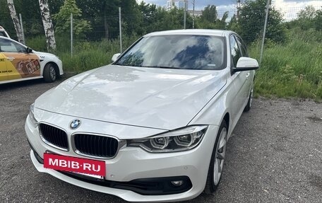 BMW 3 серия, 2017 год, 2 400 000 рублей, 7 фотография