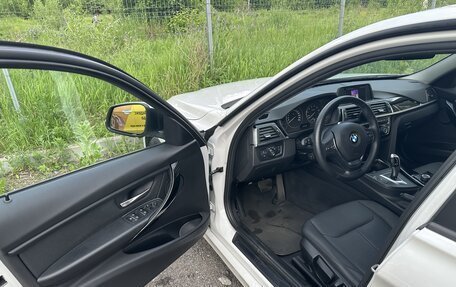 BMW 3 серия, 2017 год, 2 400 000 рублей, 19 фотография