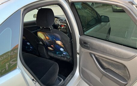 Ford Focus II рестайлинг, 2006 год, 250 000 рублей, 9 фотография