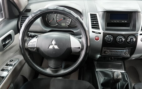 Mitsubishi Pajero Sport II рестайлинг, 2008 год, 1 599 000 рублей, 12 фотография