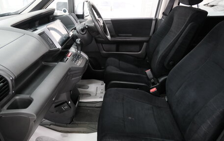 Honda Stepwgn IV, 2010 год, 1 379 000 рублей, 19 фотография