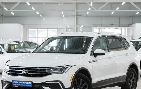 Volkswagen Tiguan II, 2021 год, 2 499 000 рублей, 4 фотография