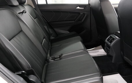 Volkswagen Tiguan II, 2021 год, 2 499 000 рублей, 27 фотография
