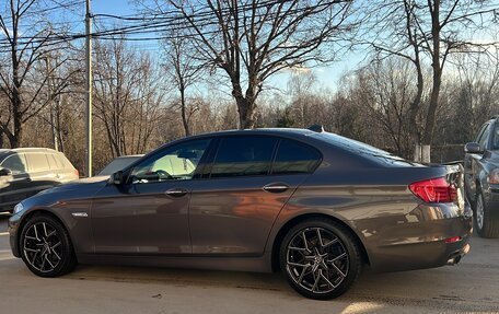 BMW 5 серия, 2012 год, 2 100 000 рублей, 2 фотография